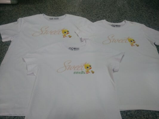 เสื้อสกรีนครอบครัว